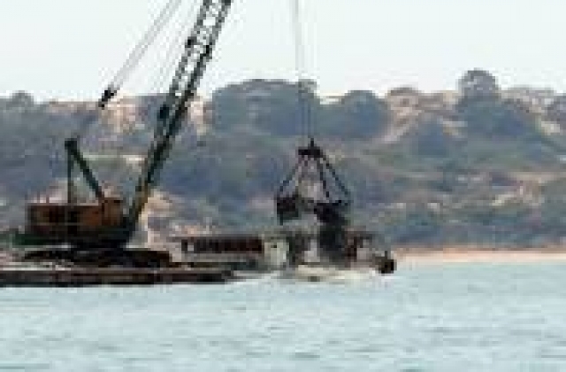 Khánh Hòa: Tạm ngừng nạo vét đầm Thủy Triều