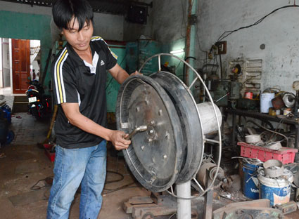 Nâng cao năng lực khai thác hải sản bằng máy kéo lưới thủy lực